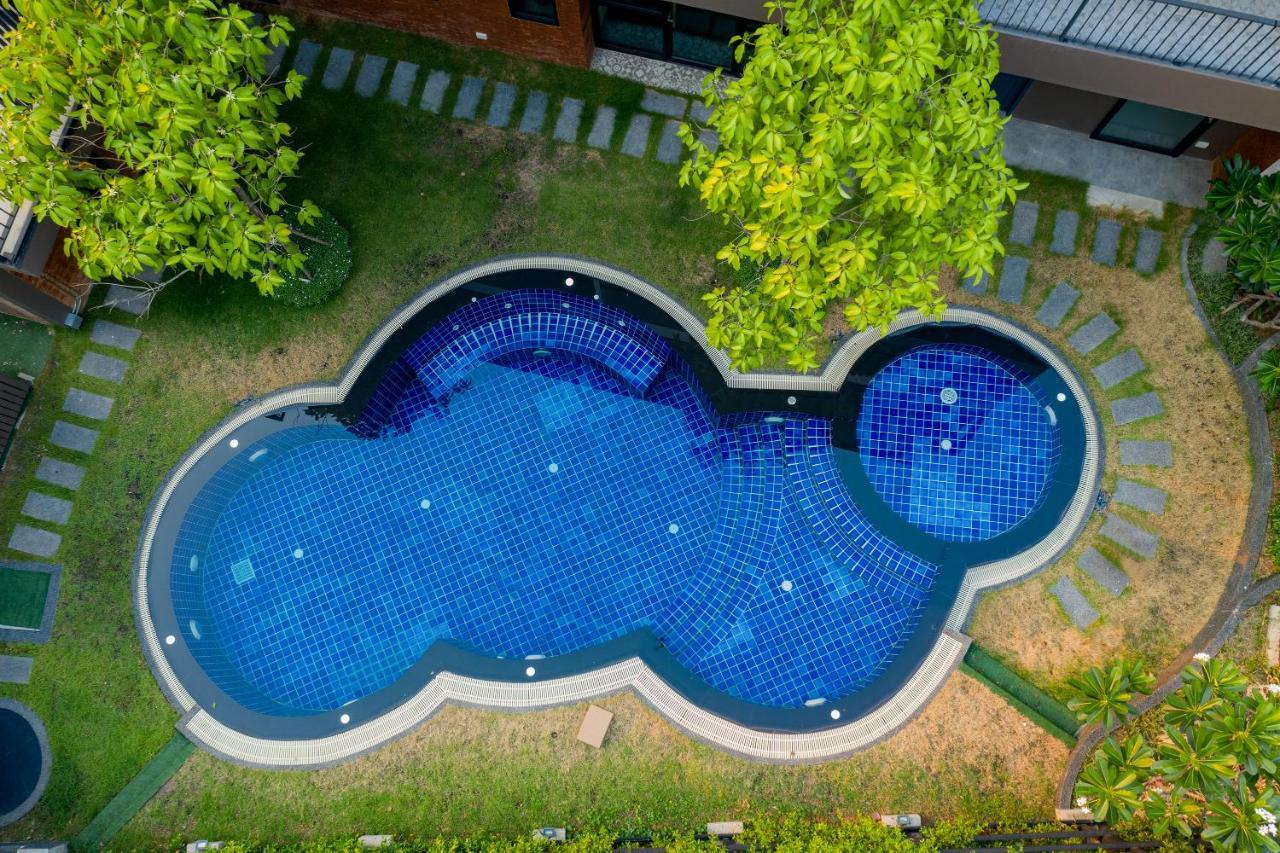 Momo Hotel Chiang Mai Bagian luar foto